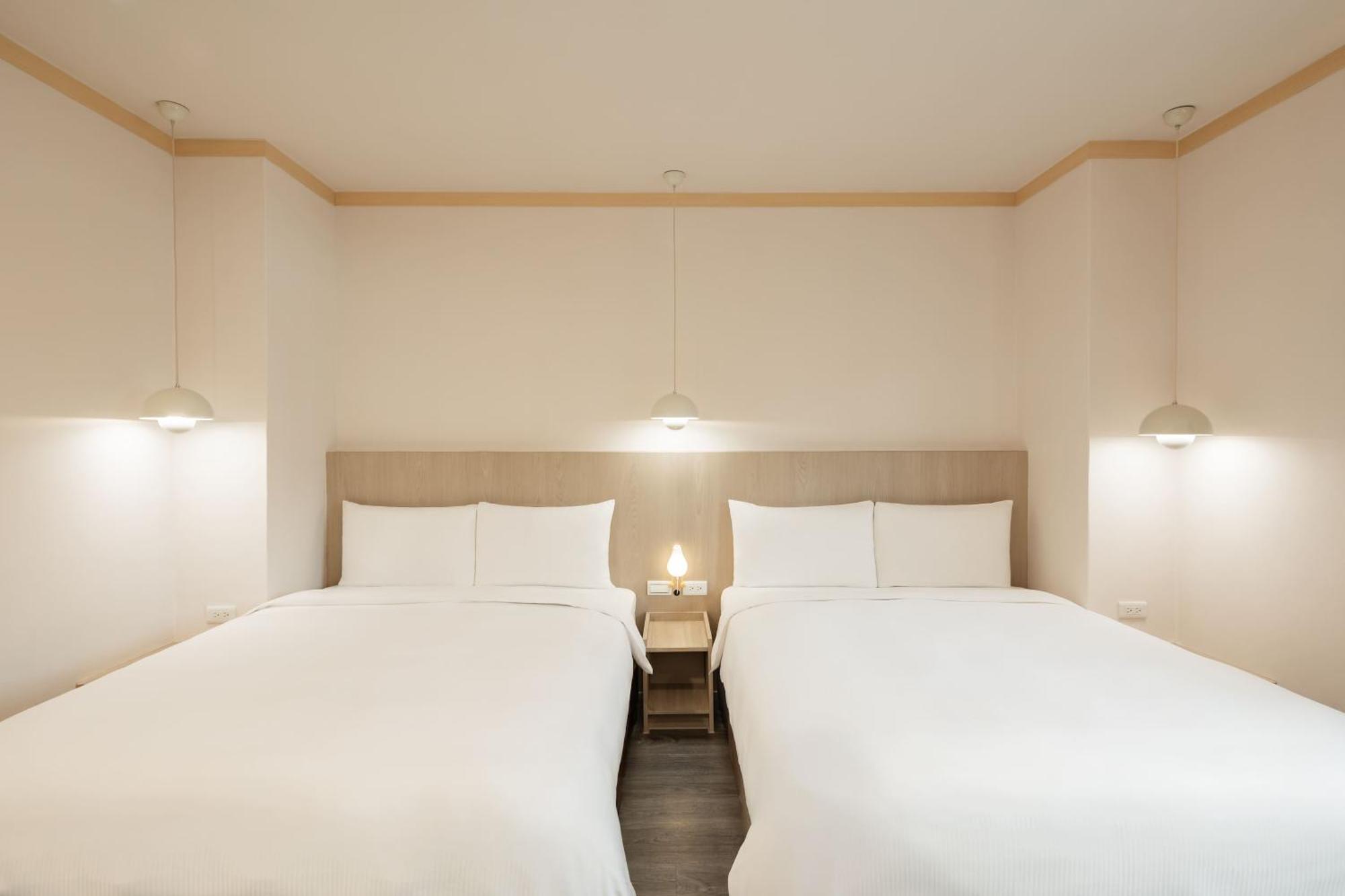Kindness Hotel - Tainan Minsheng Zimmer foto