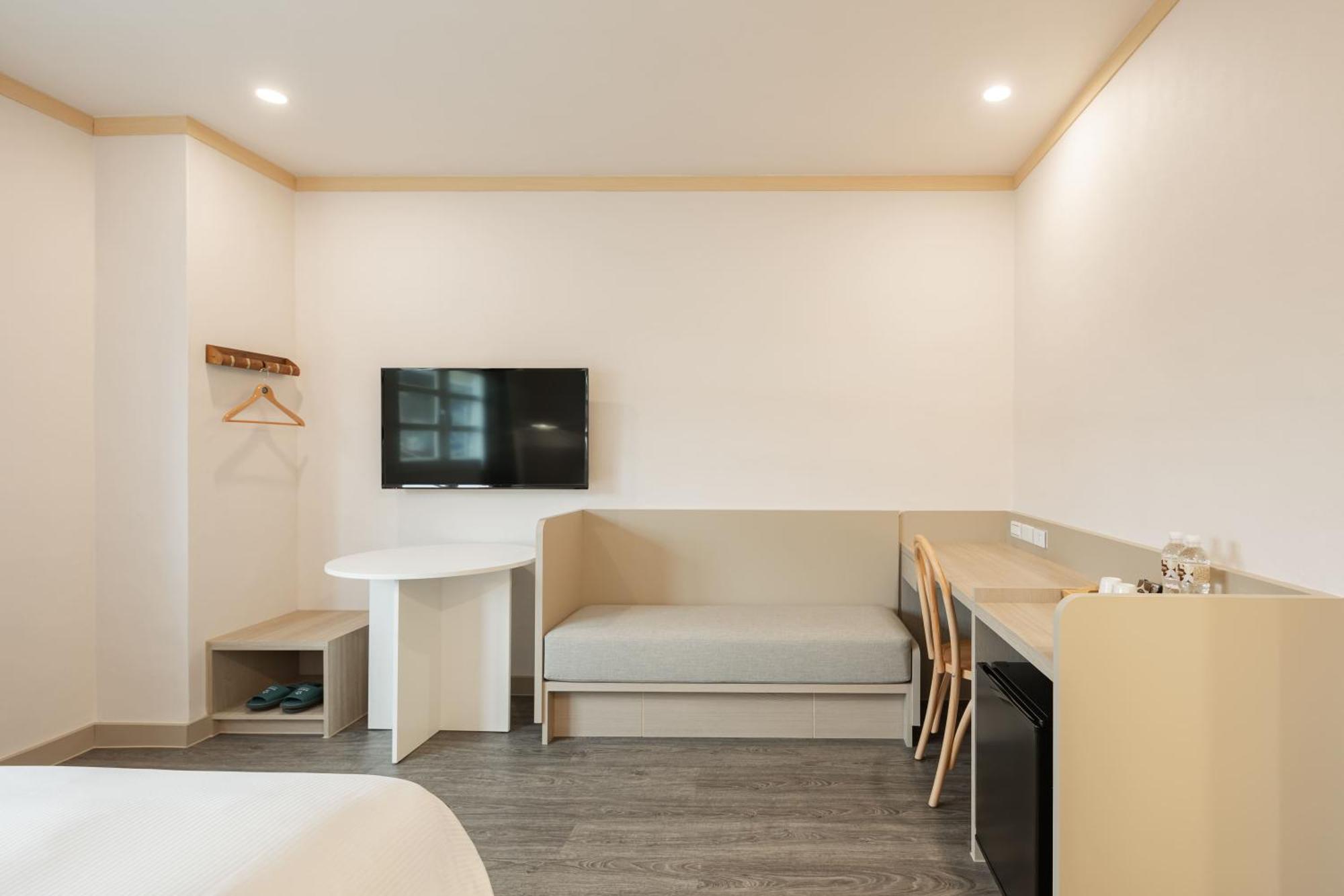 Kindness Hotel - Tainan Minsheng Zimmer foto